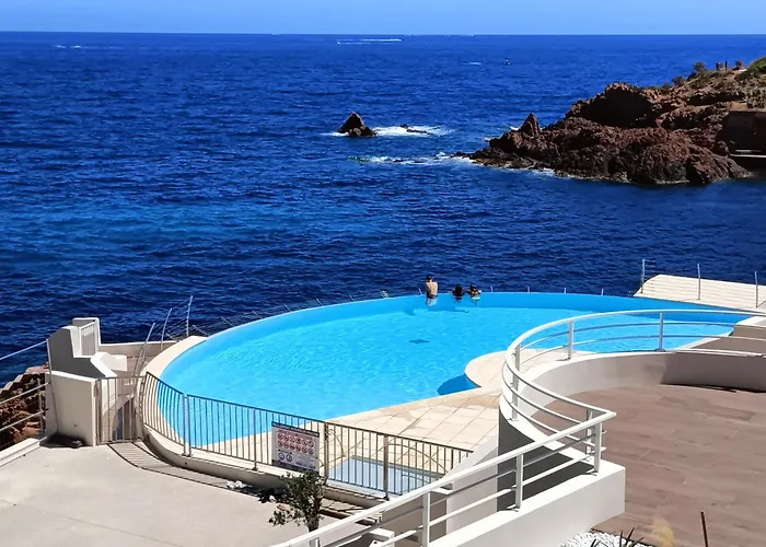 Appartement Raphaël Lieu Paradisiaque Saint-Raphaël